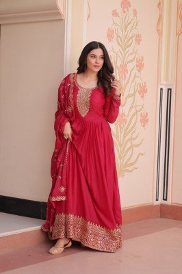Amavi D No 9273 Star Georgette Gown with Zari And Cotton Inner Wholesale Ethnic Wear readymade suit catalogs