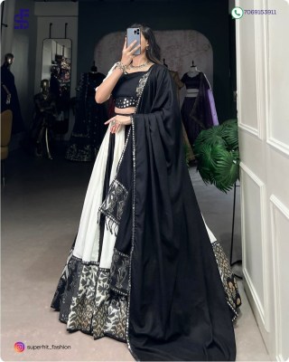 Navratri Festivals Plain And Printed With Original Mirror Work Lehenga Choli  White And Black Colour Collection Wholesale  lehenga choli