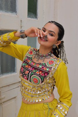 Navratri Royal Touch 7145 Lehenga Choli Gota-Patti Border And Kutchi Gamthi Embroidered Blouse Roman Fabric with Embroidery And Mirror Work Wholesale Single