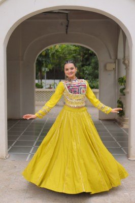 Navratri Royal Touch 7145 Lehenga Choli Gota-Patti Border And Kutchi Gamthi Embroidered Blouse Roman Fabric with Embroidery And Mirror Work Wholesale lehenga choli