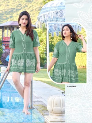 V Raaji Presents Bold Viscose Rayon Short Top Kurti catalogue wholesale price  western wear catalogs